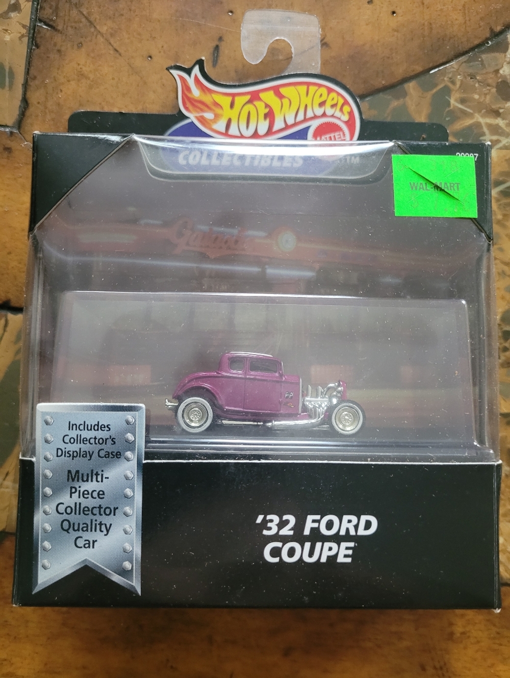 Hot Wheels Collectibles '32 Ford Coupe Collectible